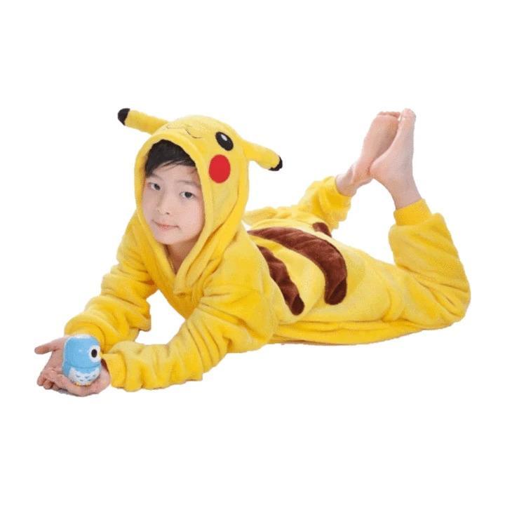 pikachu onesie junge