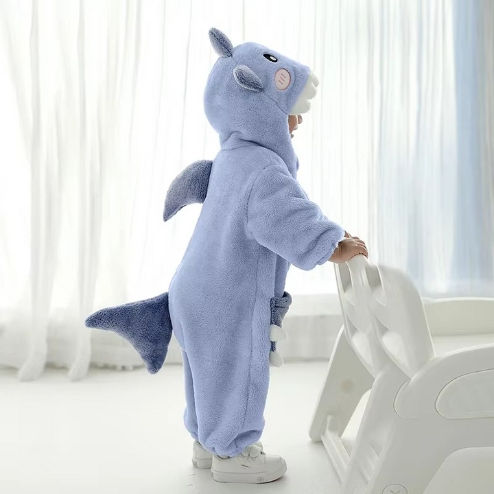 Baby Hellblauer Shark Onesie